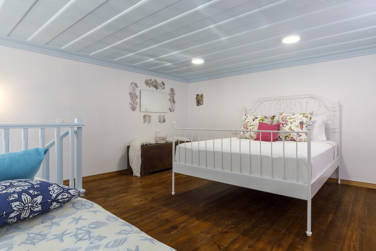 Casita Del Sol Suites (Adults Only) Rhodes City ภายนอก รูปภาพ